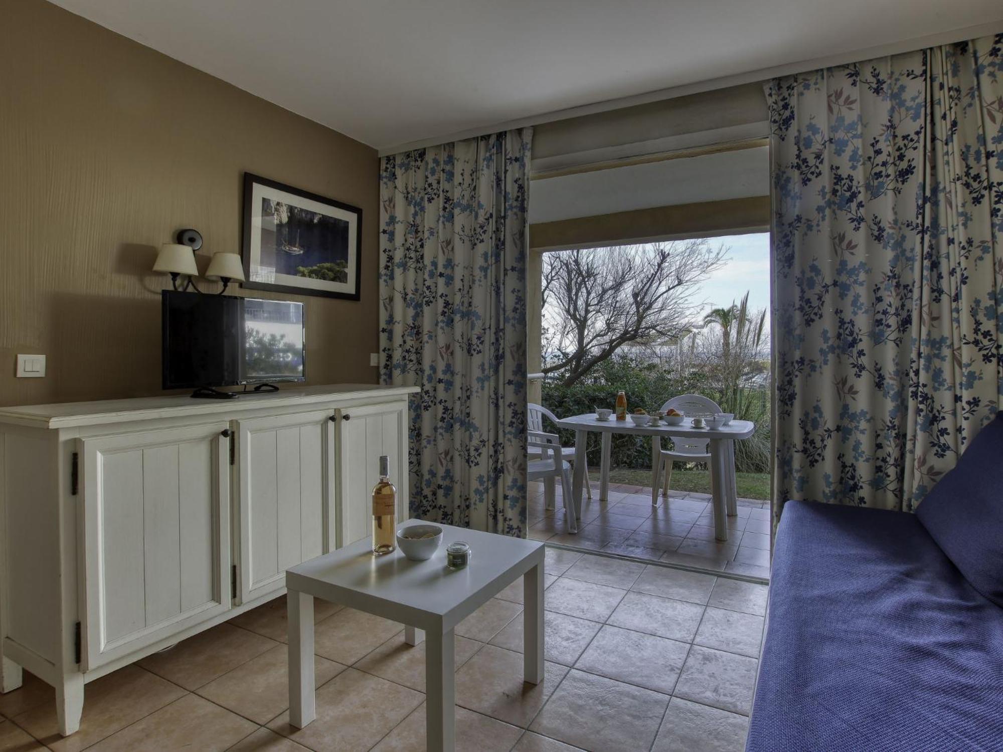 Apartment Les Rivages De Coudouliere-9 By Interhome Six-Fours-les-Plages Luaran gambar